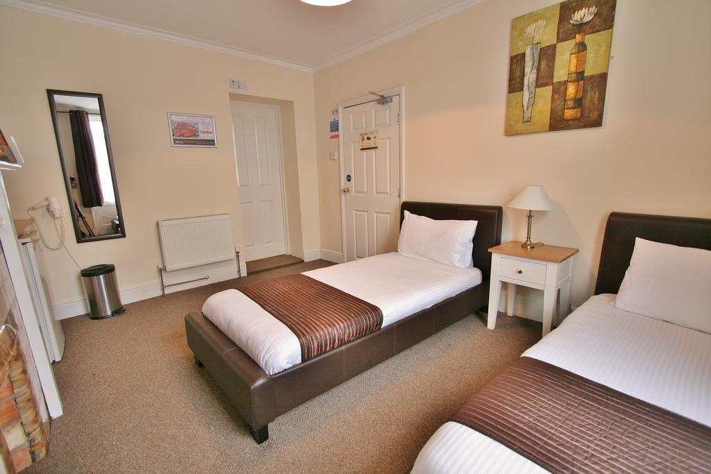 Central Hotel Cheltenham By Roomsbooked Номер фото